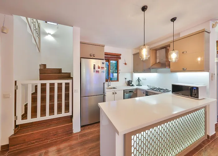 Seftali Seaview 4 Beds