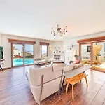 别墅 Seftali Seaview 4 Beds